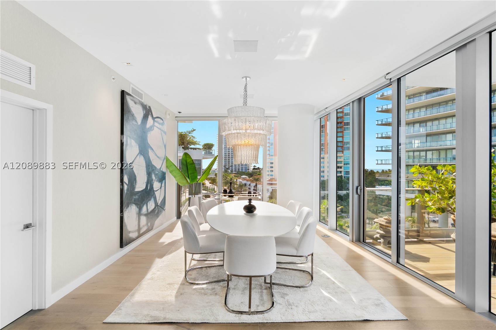 801 S Pointe Dr #PH 2, Miami Beach FL 33139