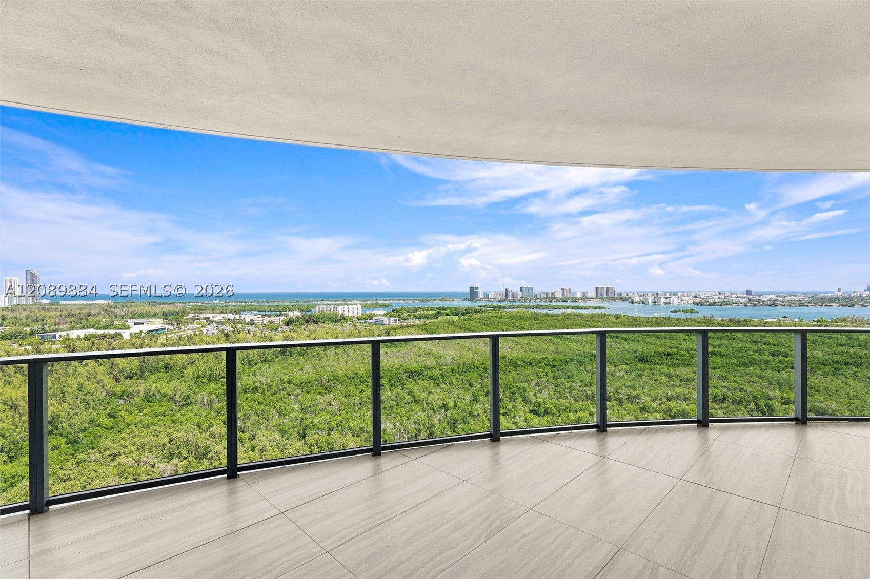 2411 Laguna Circle #2301, North Miami FL 33181
