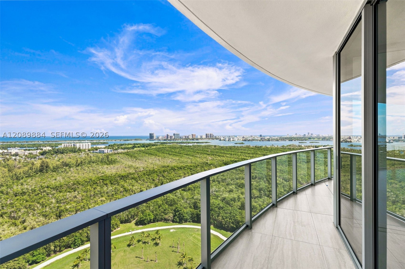 2411 Laguna Circle #2301, North Miami FL 33181