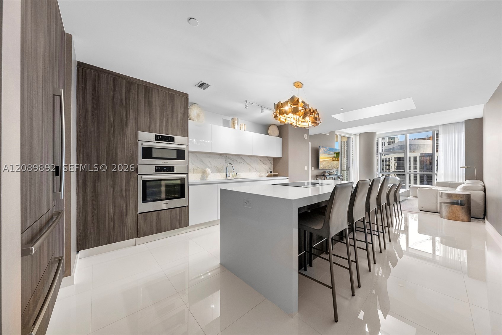 851 NE 1st Ave #3711, Miami FL 33132