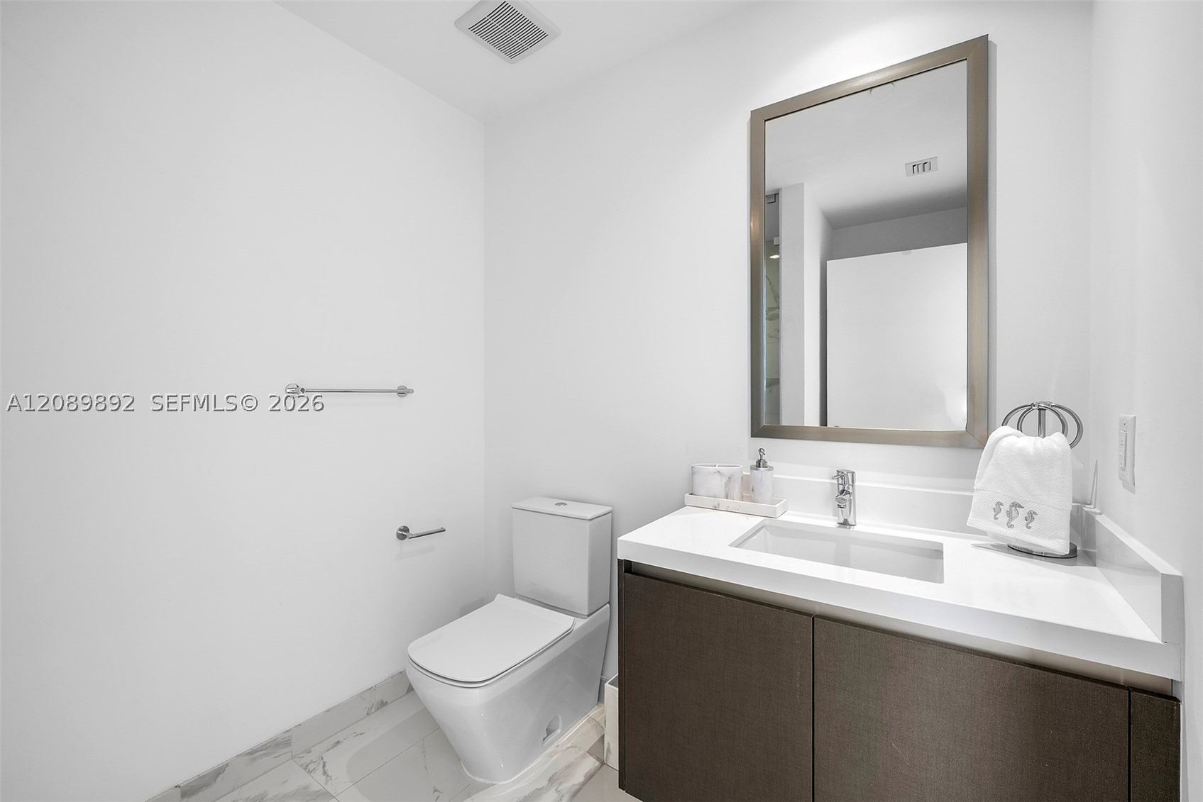851 NE 1st Ave #3711, Miami FL 33132