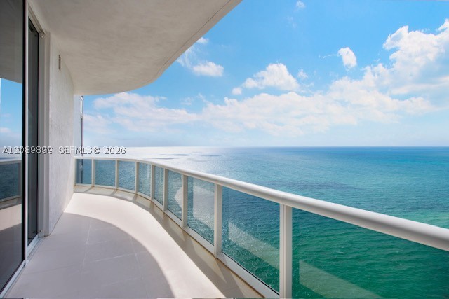 16001 Collins Ave #4102, Sunny Isles Beach FL 33160