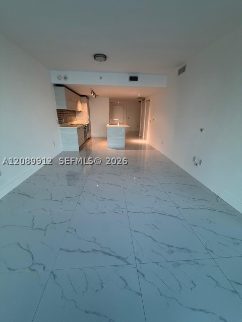 650 NE 32nd St #4406, Miami FL 33137