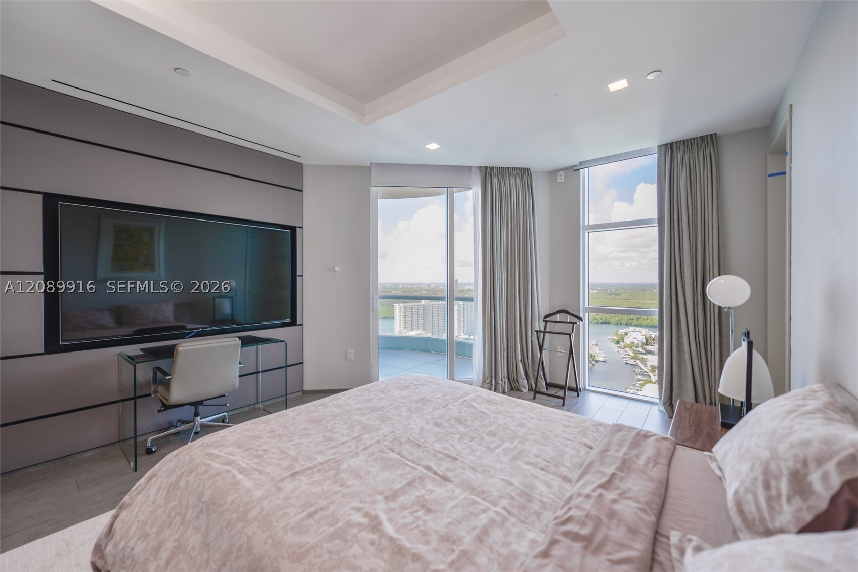 16047 Collins Ave #3204, Sunny Isles Beach FL 33160
