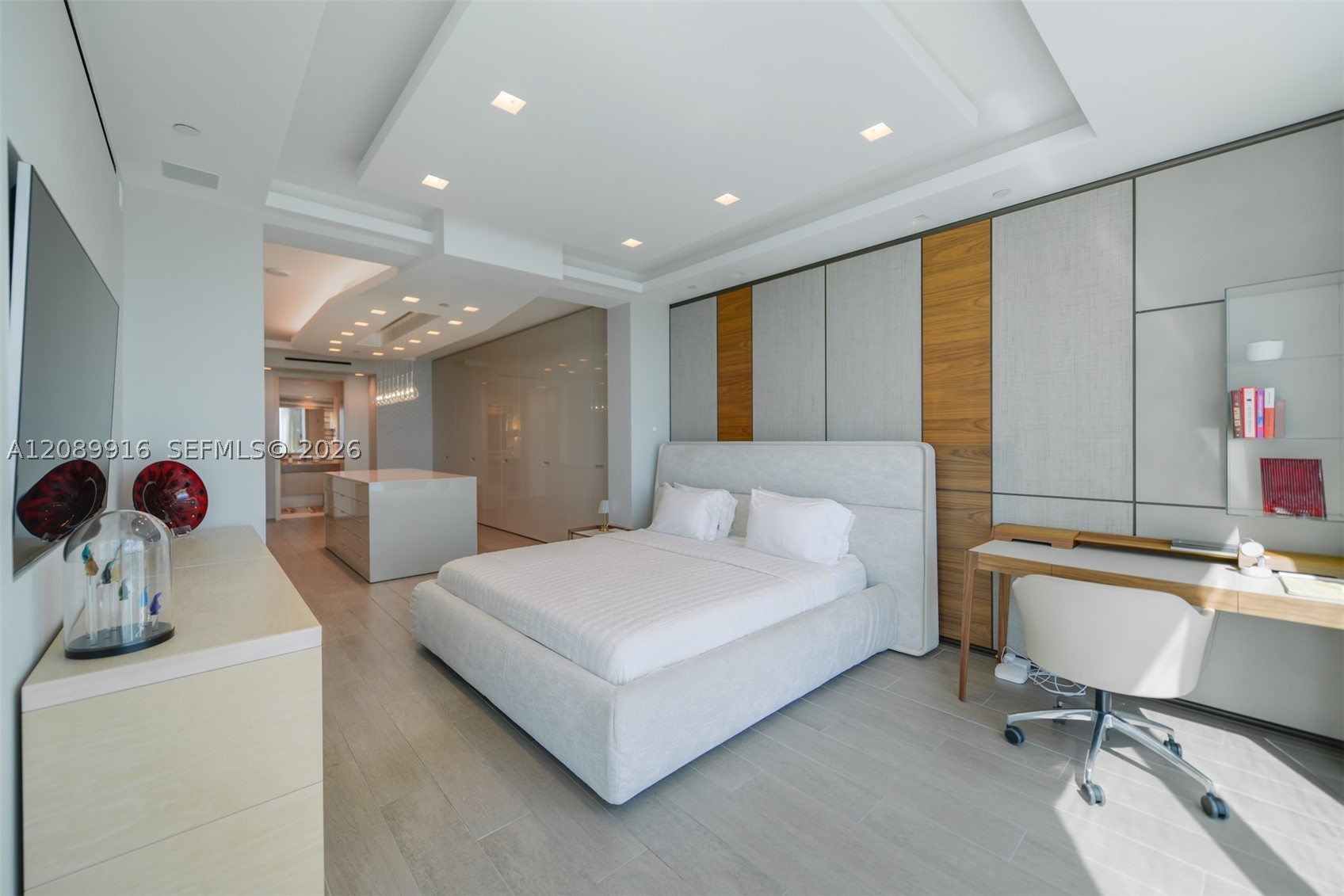 16047 Collins Ave #3204, Sunny Isles Beach FL 33160