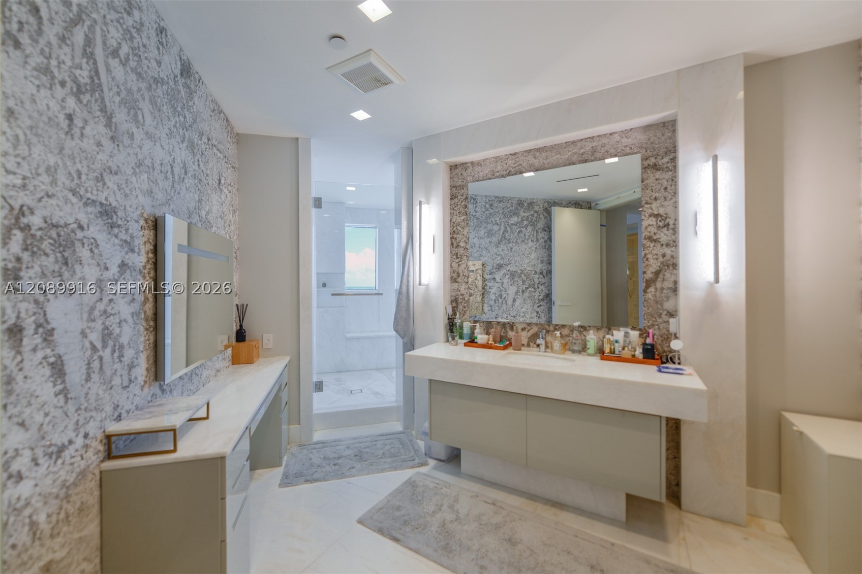 16047 Collins Ave #3204, Sunny Isles Beach FL 33160