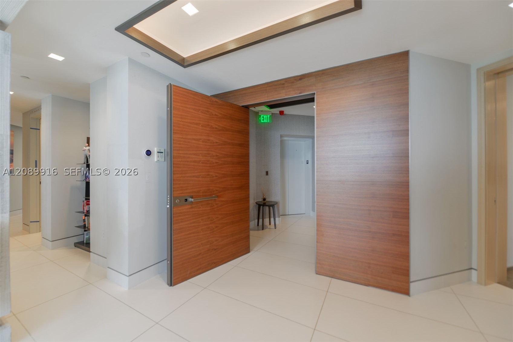 16047 Collins Ave #3204, Sunny Isles Beach FL 33160