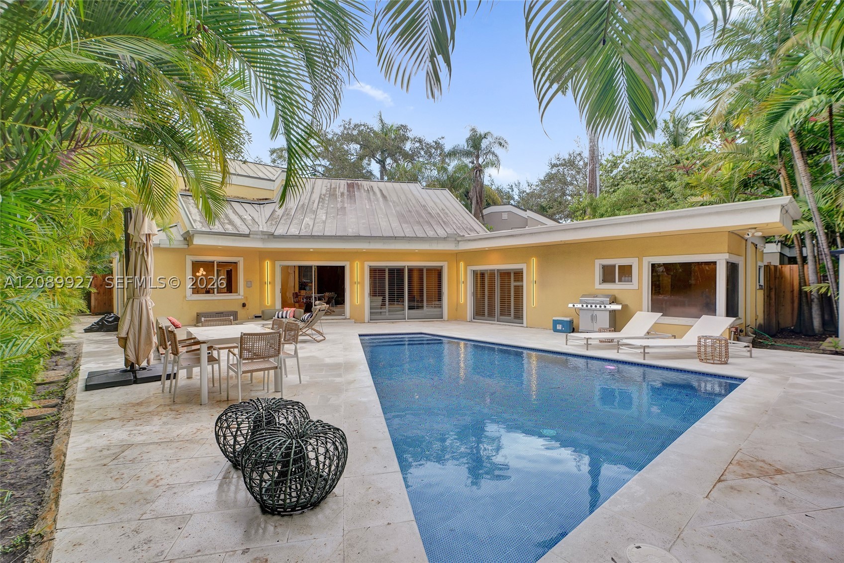 2360 Tigertail Ave, Miami FL 33133