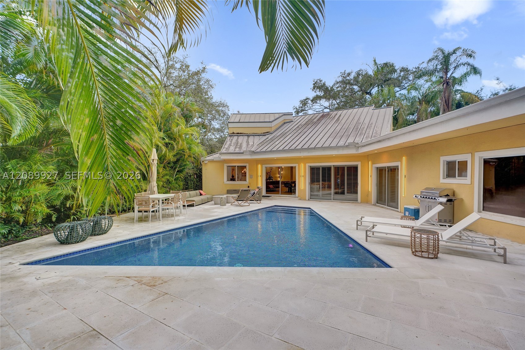 2360 Tigertail Ave, Miami FL 33133