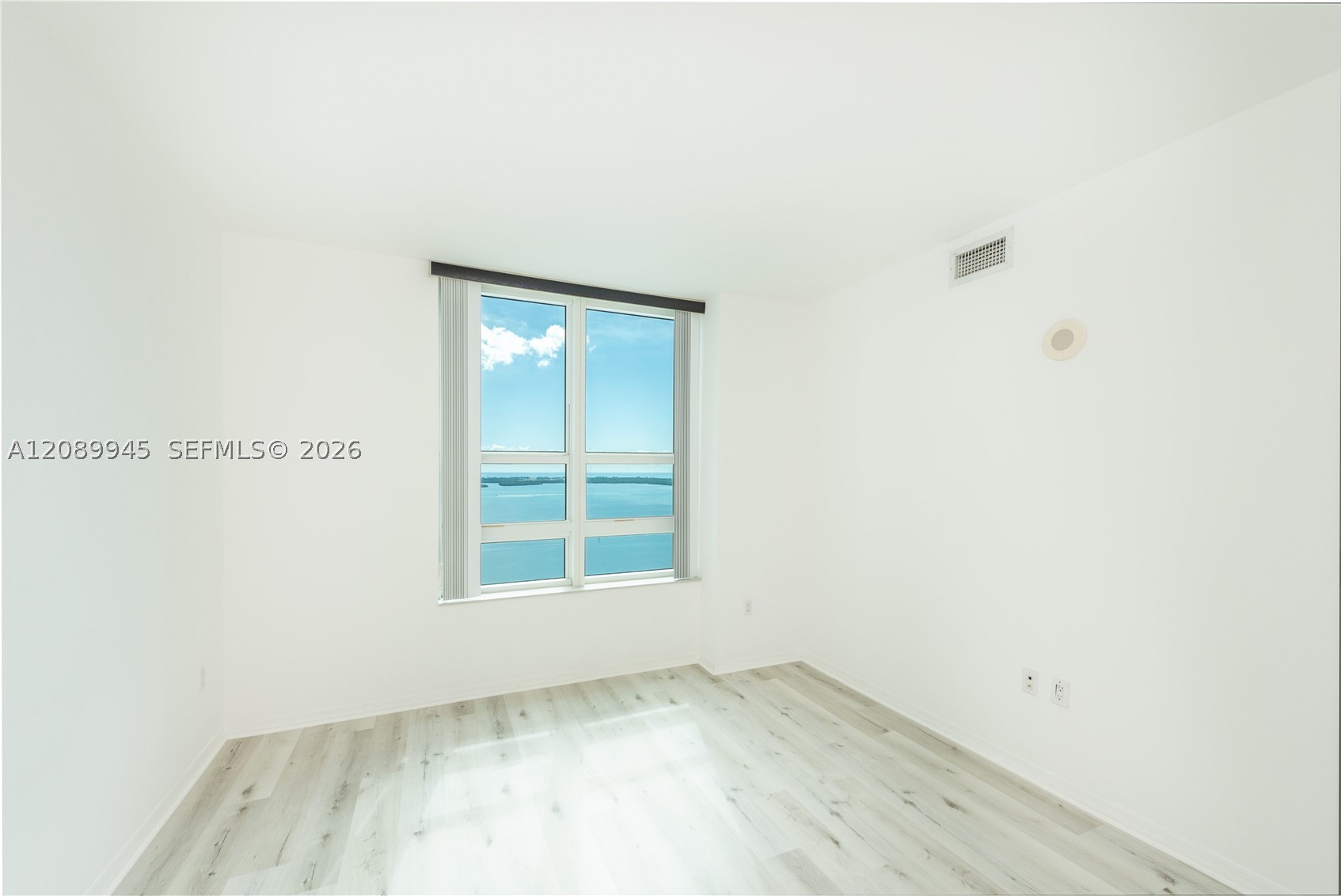 951 Brickell Ave #3102, Miami FL 33131