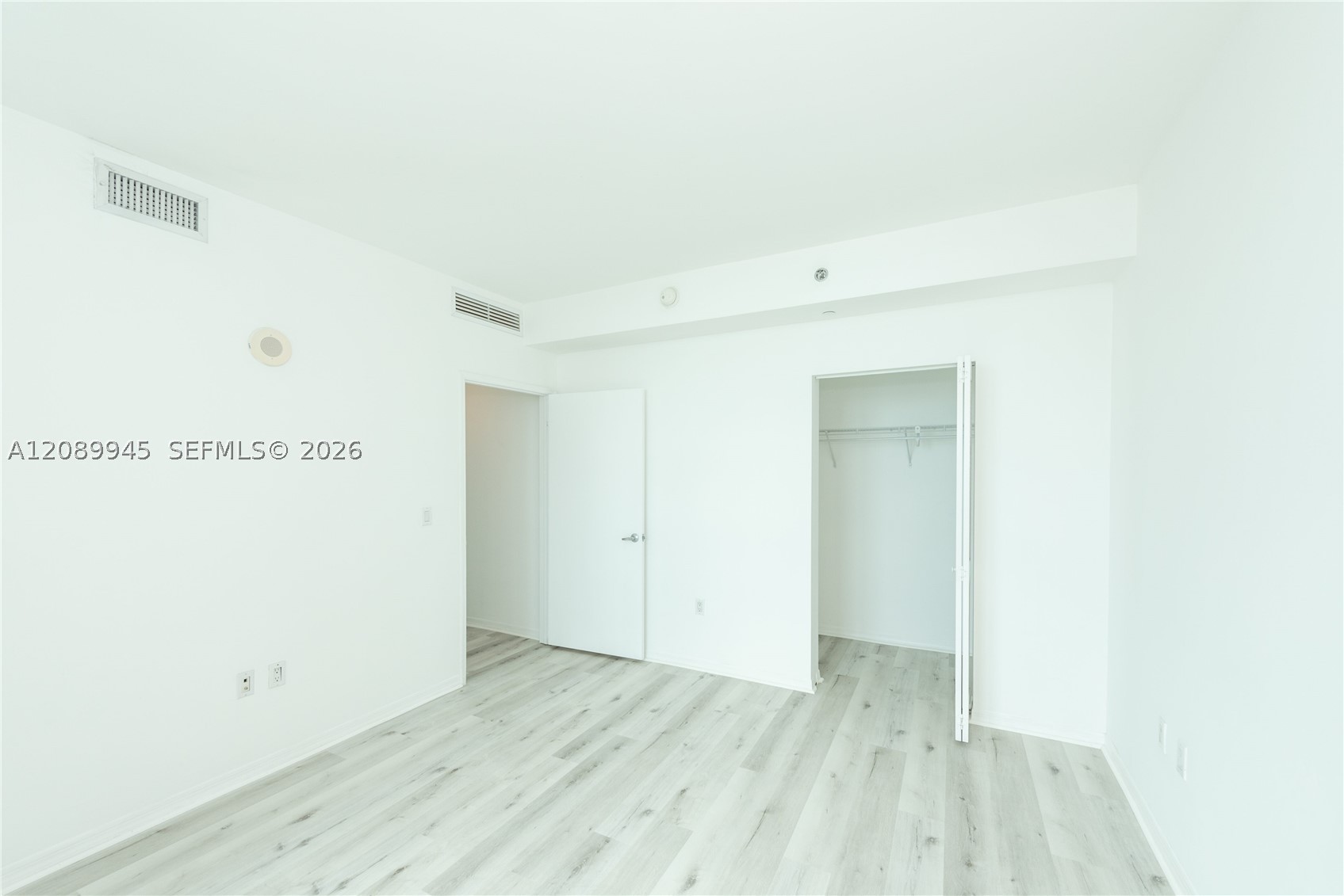 951 Brickell Ave #3102, Miami FL 33131