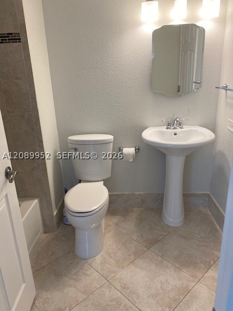 2496 Centergate Dr #201, Miramar FL 33025