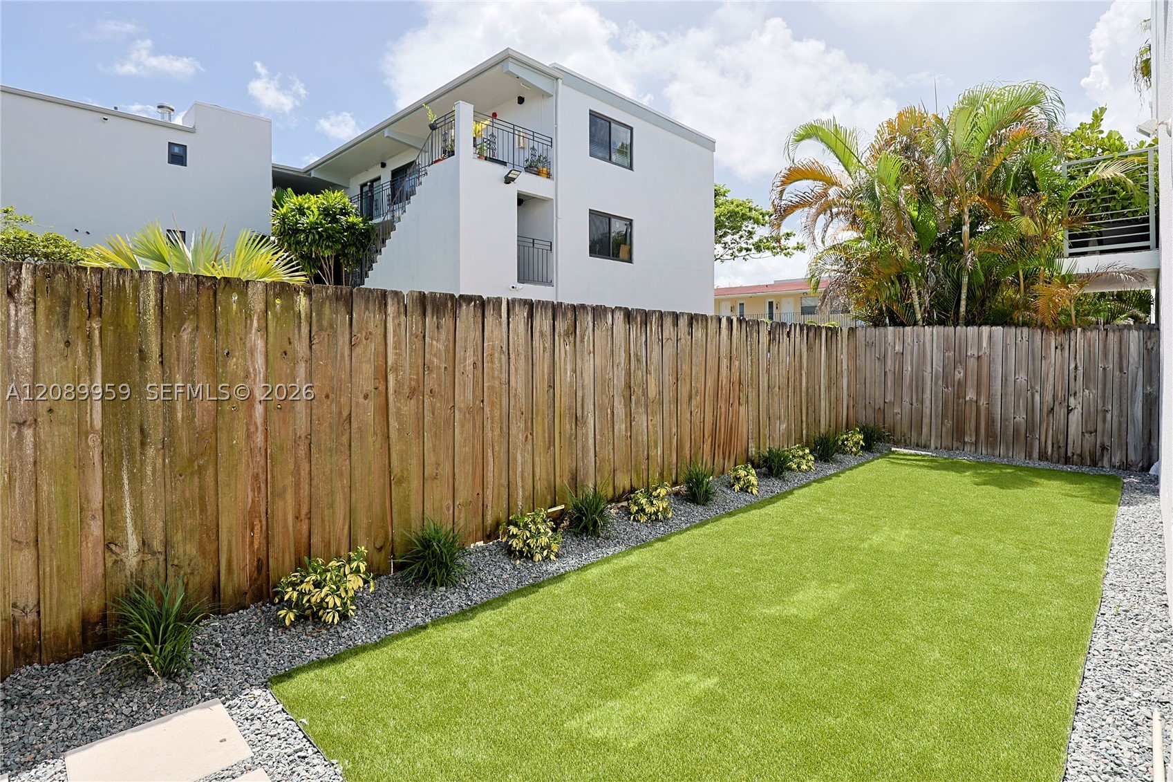 7520 SW 59th Pl #4D, South Miami FL 33143