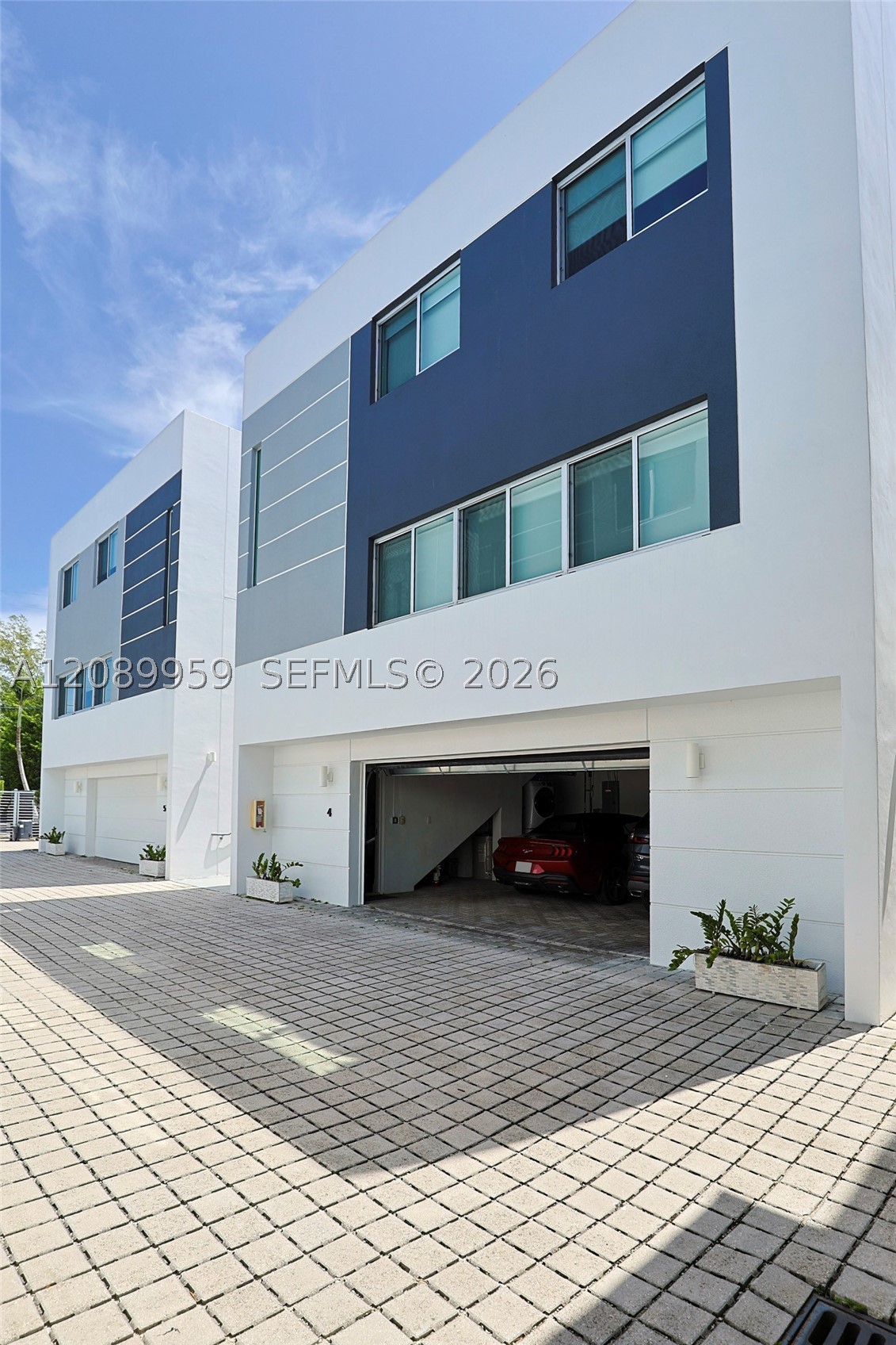 7520 SW 59th Pl #4D, South Miami FL 33143