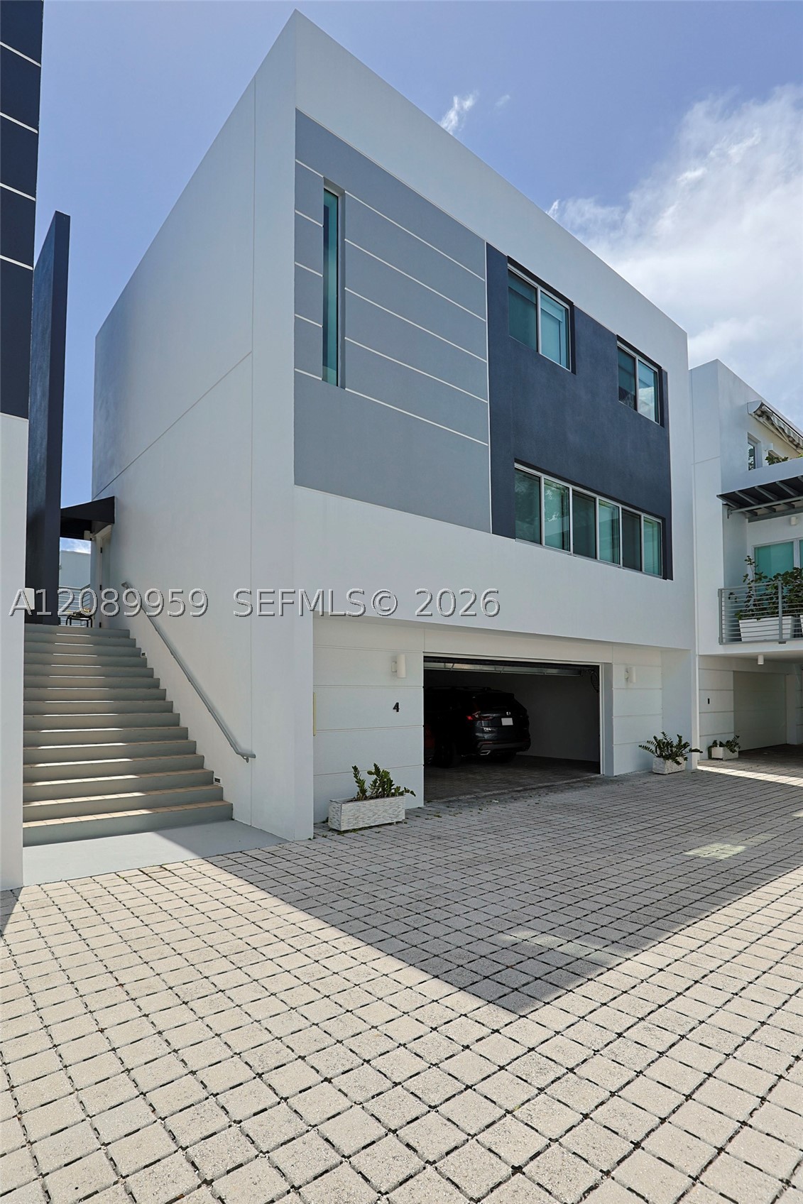 7520 SW 59th Pl #4D, South Miami FL 33143