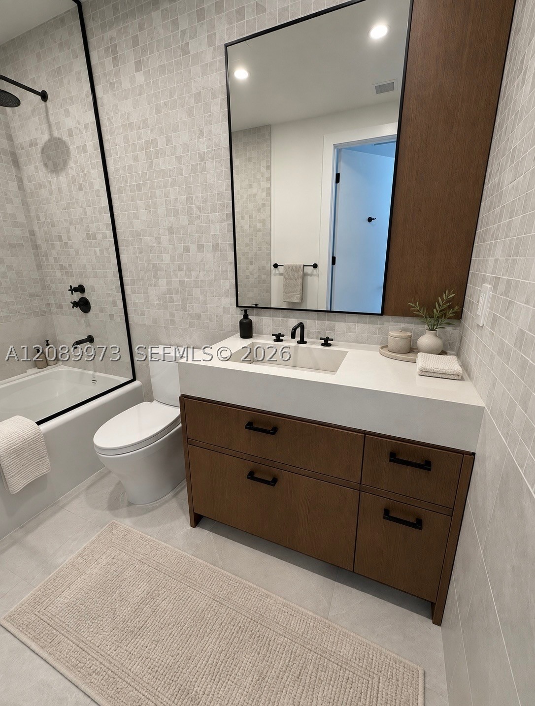2200 Brickell Ave. #GV02, Miami FL 33129