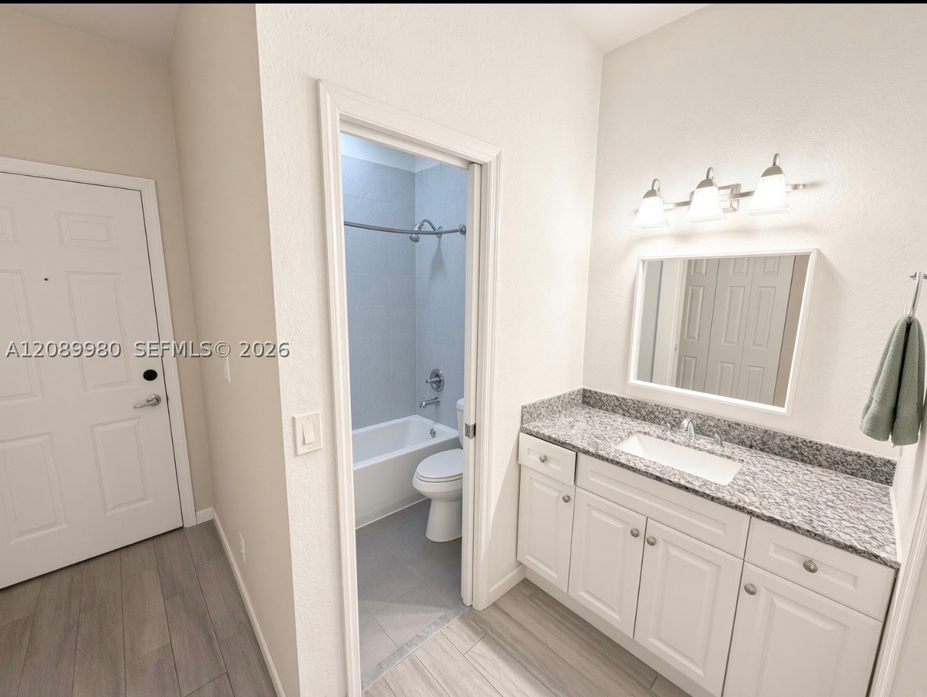 85 Gulfstream Rd #105A, Dania Beach FL 33004