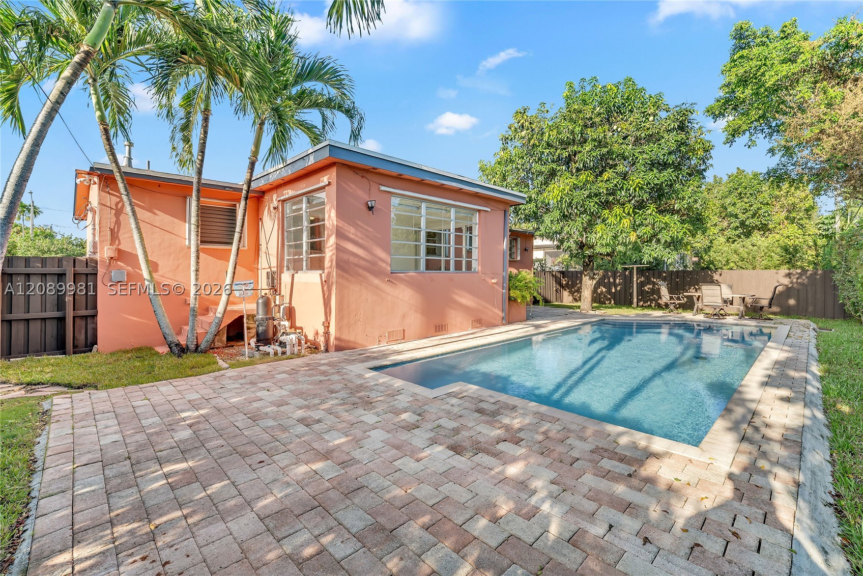 7970 SW 17th St, Miami FL 33155