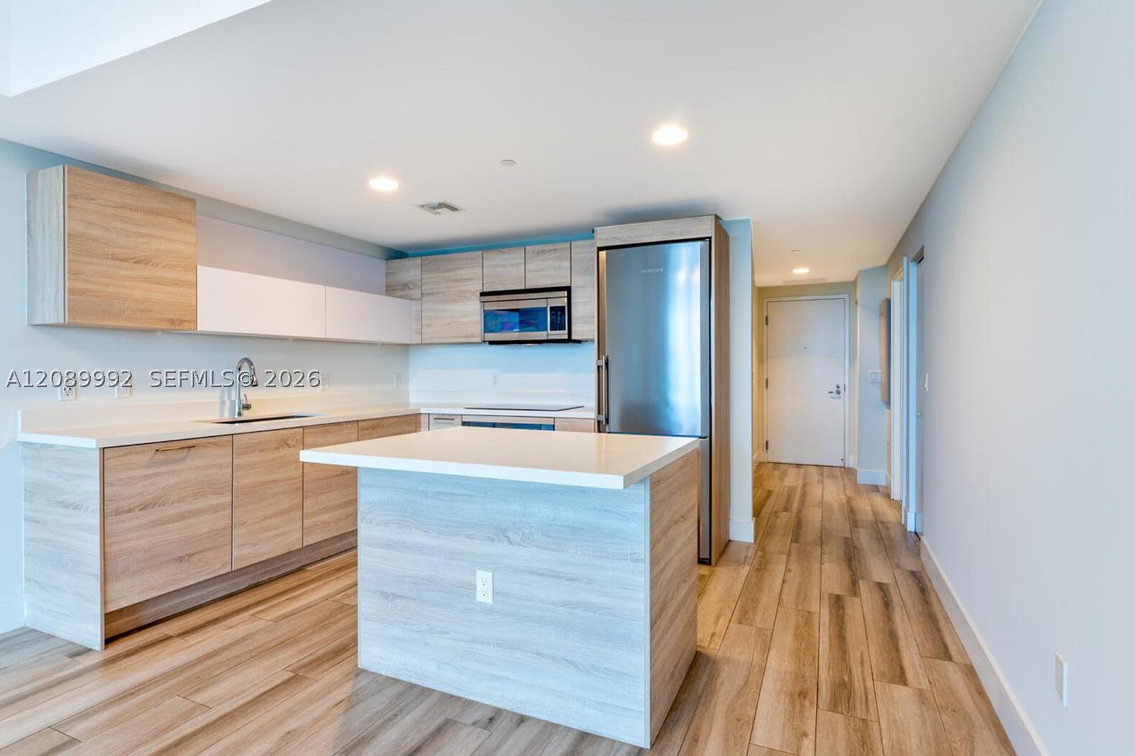 16385 Biscayne Blvd #2502, North Miami Beach FL 33160