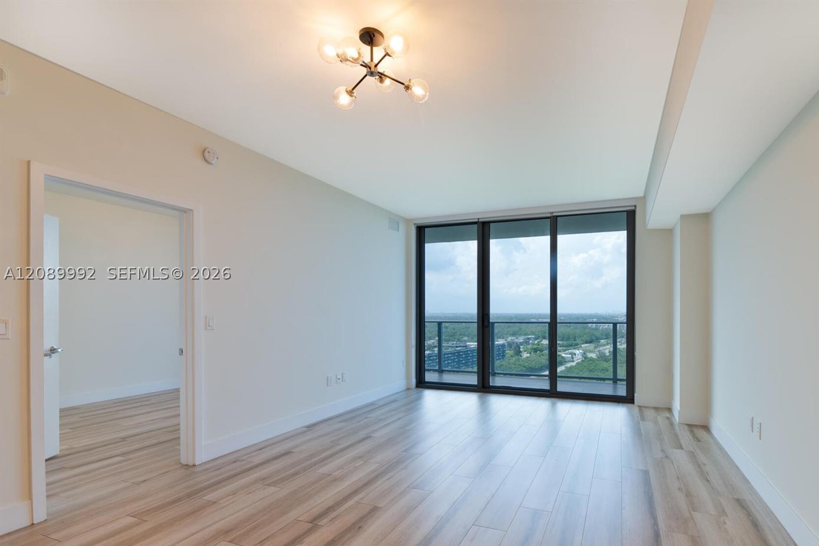 16385 Biscayne Blvd #2502, North Miami Beach FL 33160