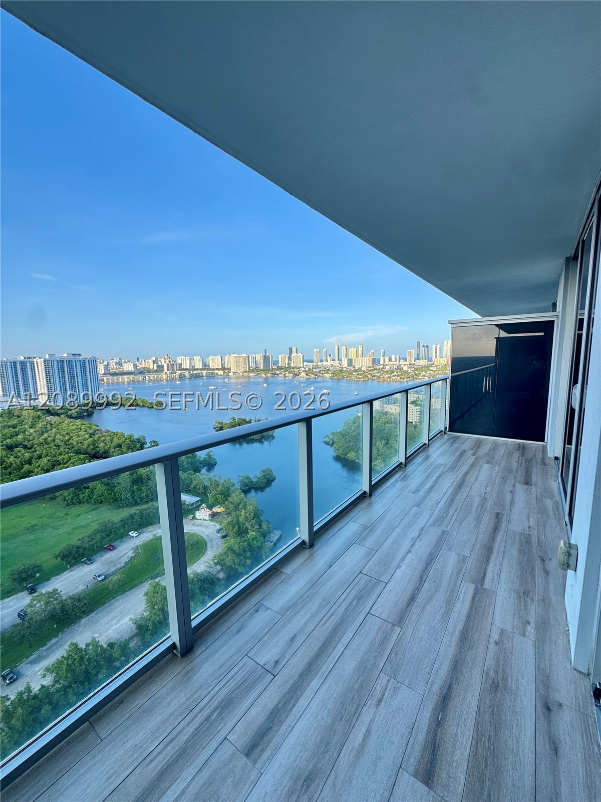 16385 Biscayne Blvd #2502, North Miami Beach FL 33160