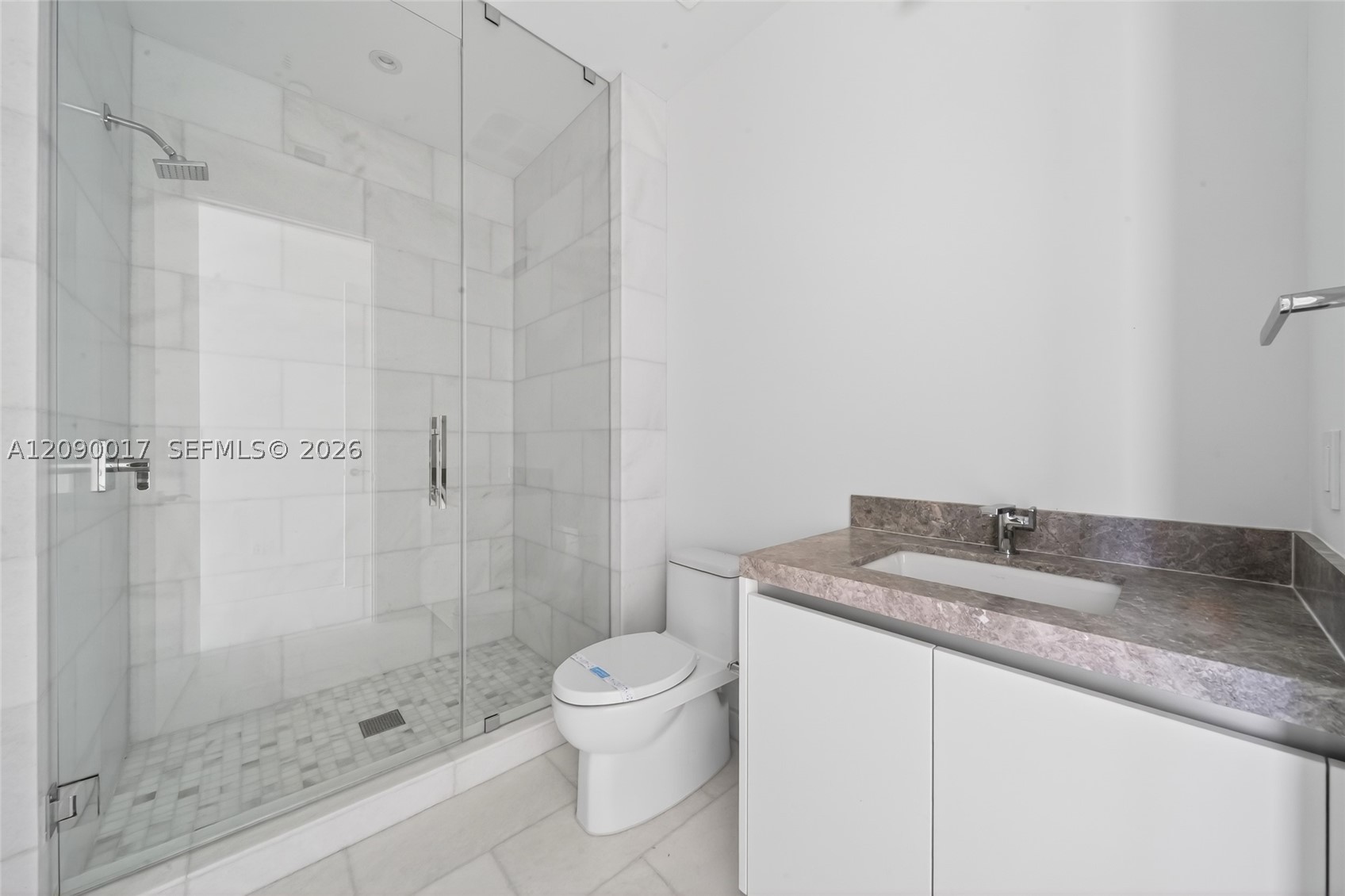 175 SE 25 Rd #2602, Miami FL 33129