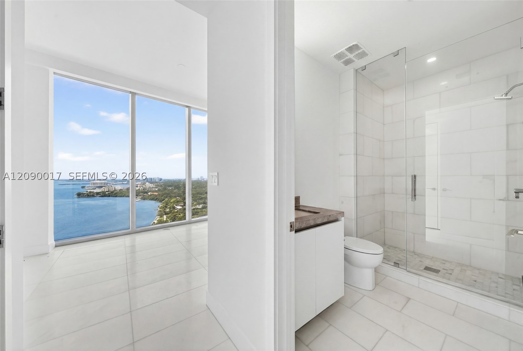 175 SE 25 Rd #2602, Miami FL 33129