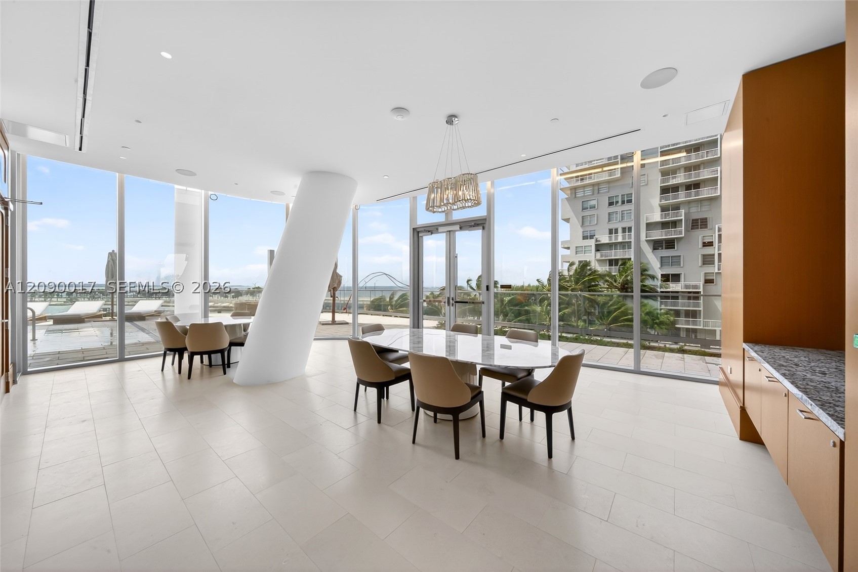 175 SE 25 Rd #2602, Miami FL 33129