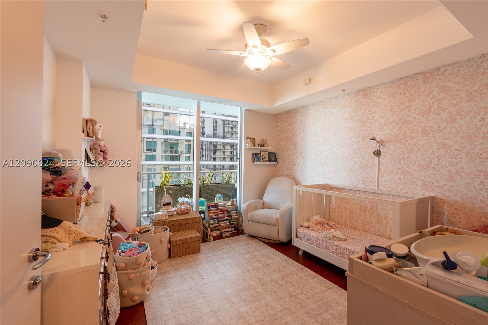 300 S Biscayne Blvd #T-3504, Miami FL 33131