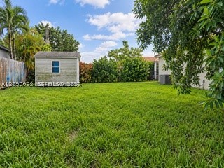 3560 NW 19th St #3560, Miami FL 33125