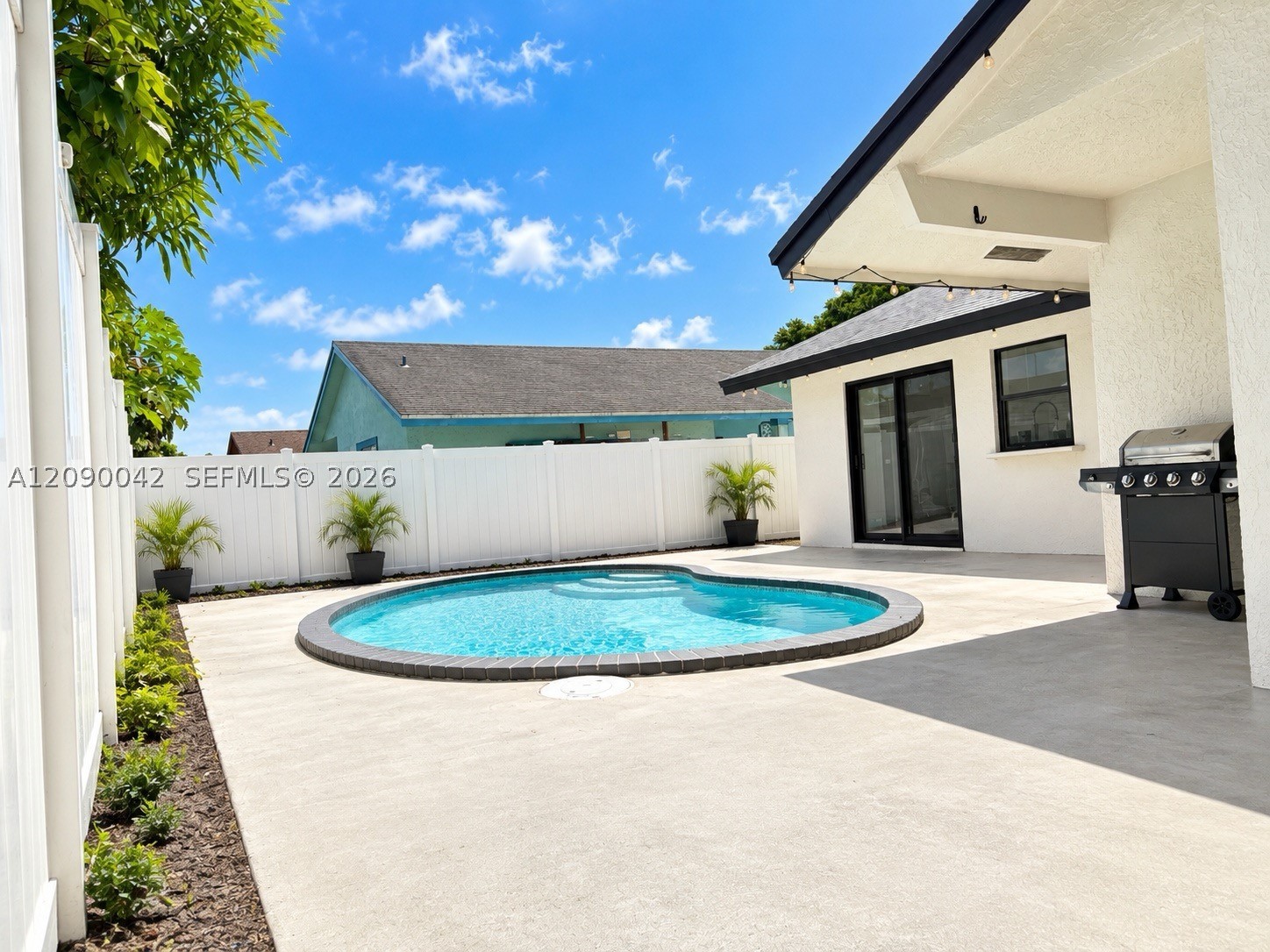 8211 SW 4th Pl #1, North Lauderdale FL 33068