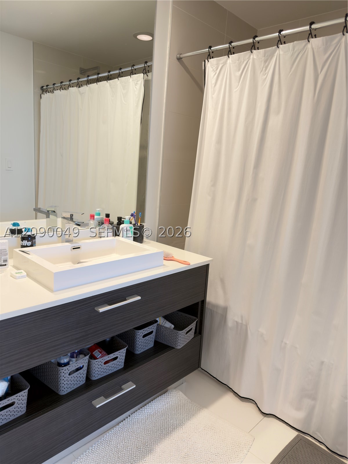 55 SW 9th St #3505, Miami FL 33130