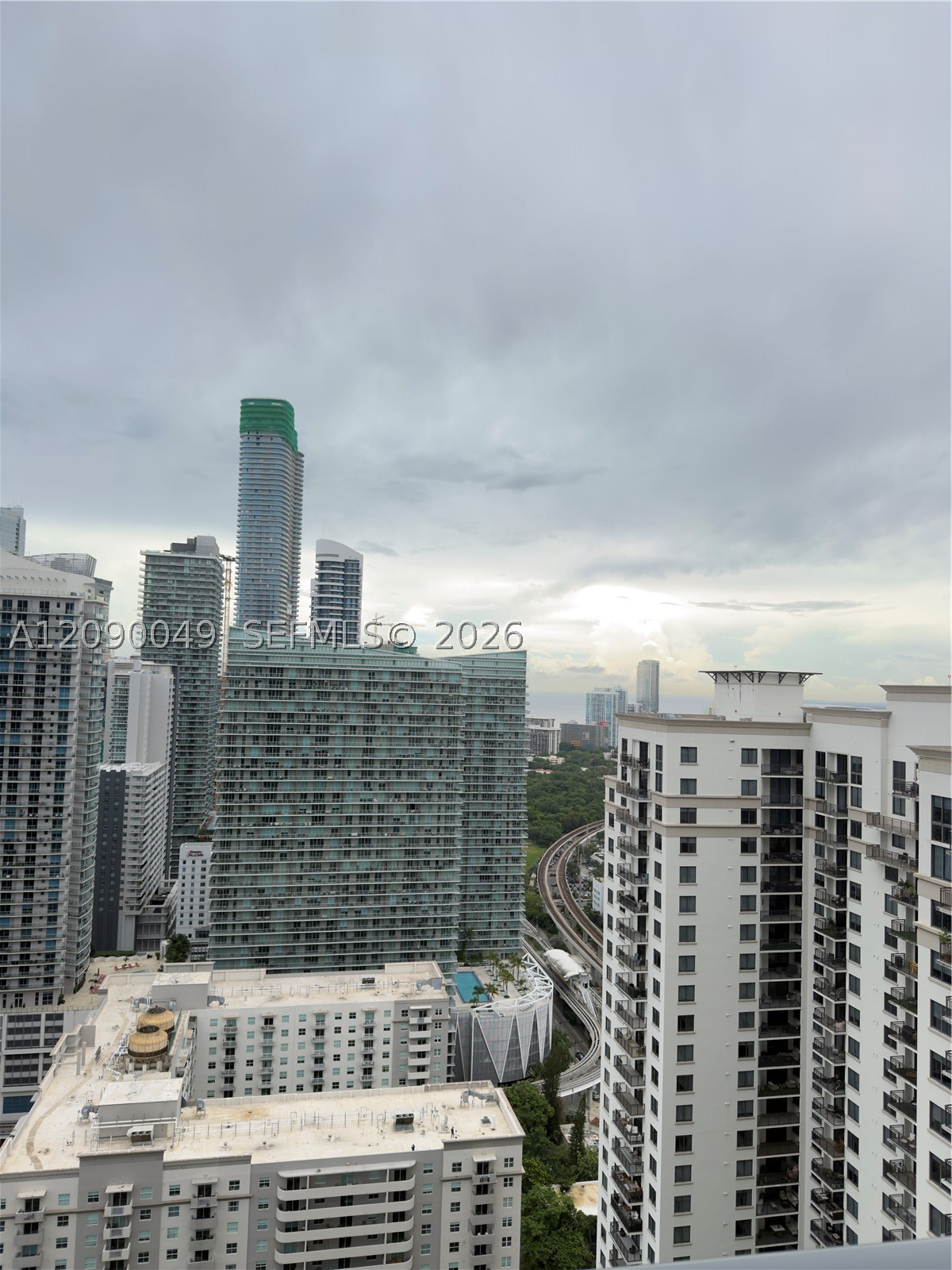 55 SW 9th St #3505, Miami FL 33130