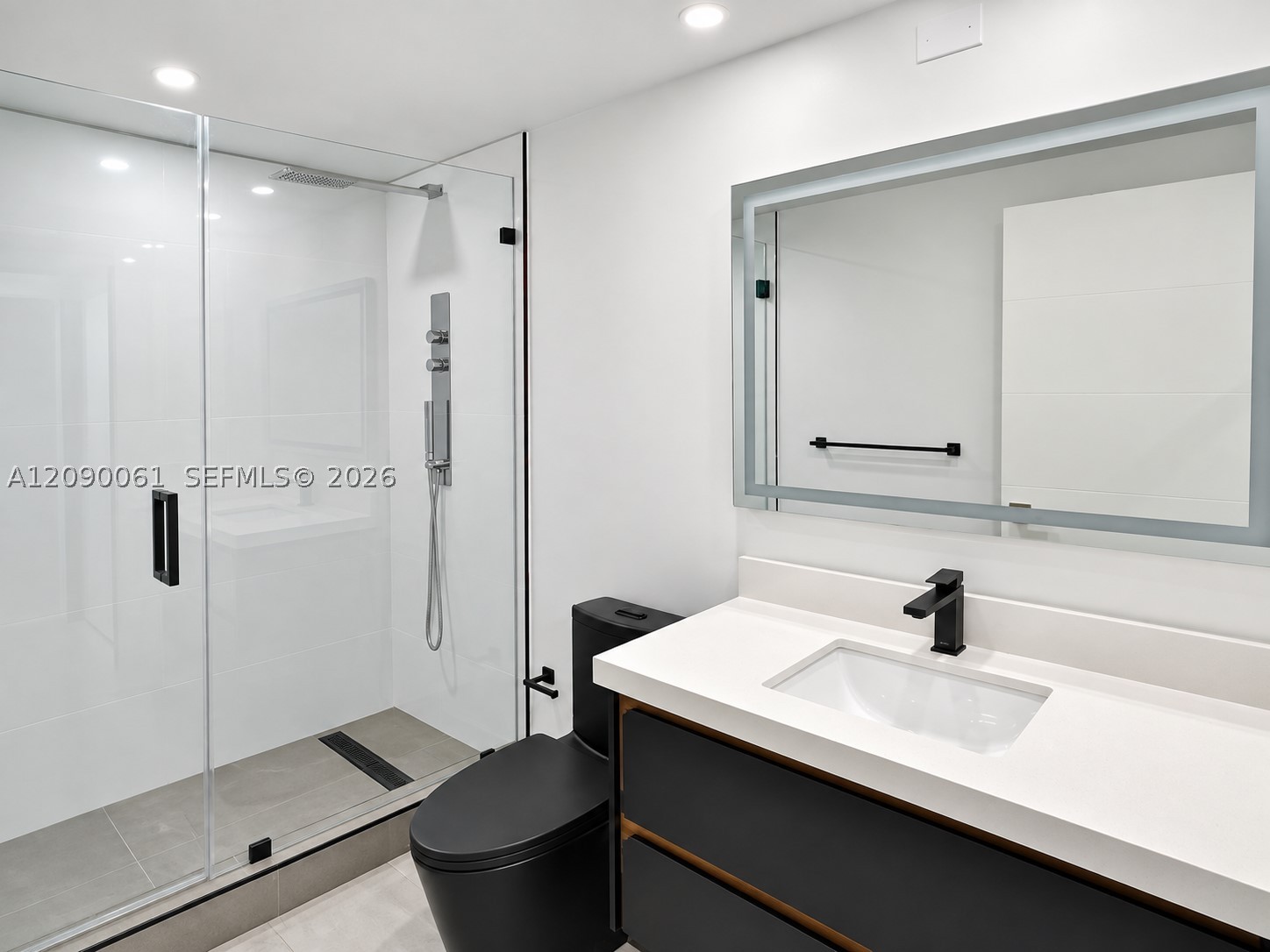 701 Brickell Key Blvd #1111, Miami FL 33131