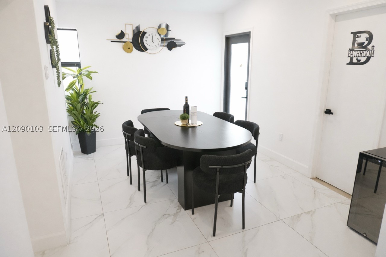 187 NW 53rd St, Miami FL 33127