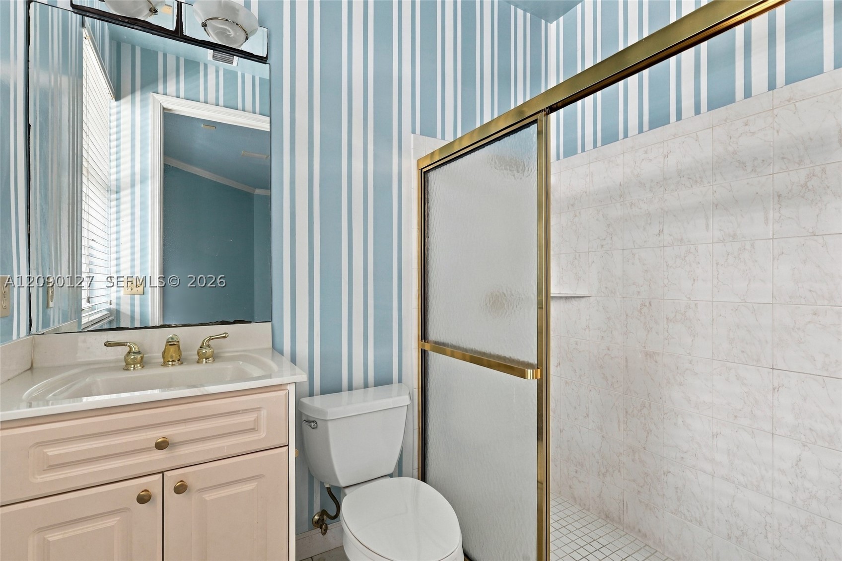 173 Orange Tree Dr, Atlantis FL 33462