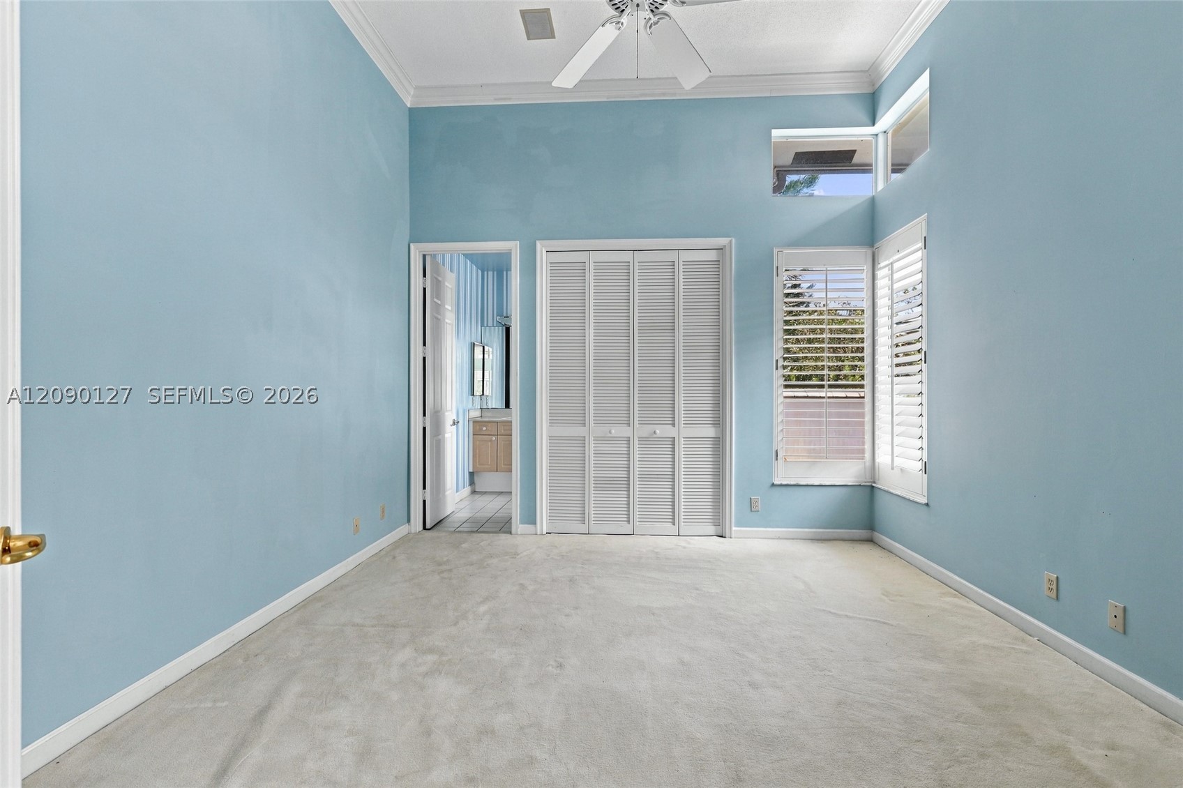 173 Orange Tree Dr, Atlantis FL 33462