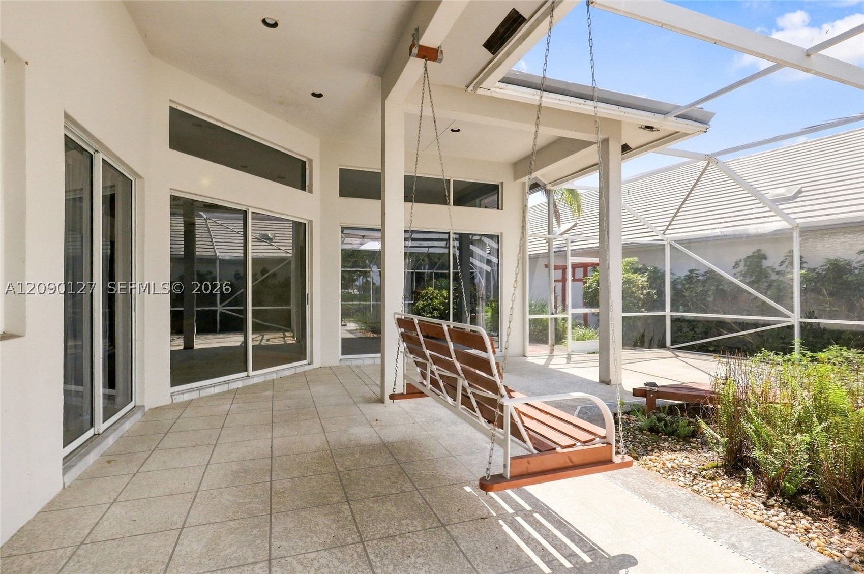 173 Orange Tree Dr, Atlantis FL 33462