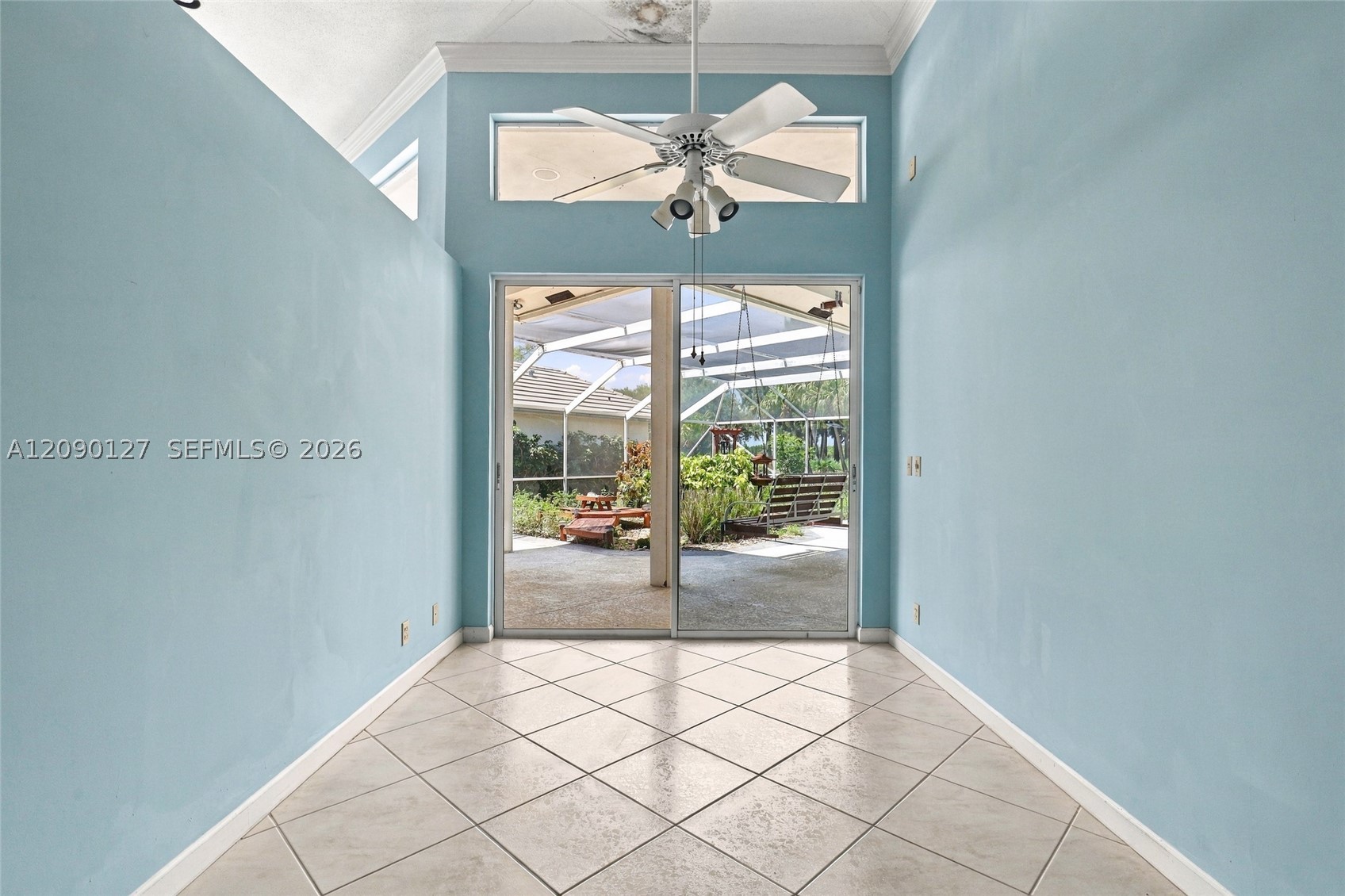 173 Orange Tree Dr, Atlantis FL 33462