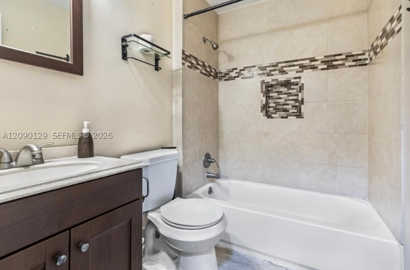 281 SW 83rd Ave, North Lauderdale FL 33068