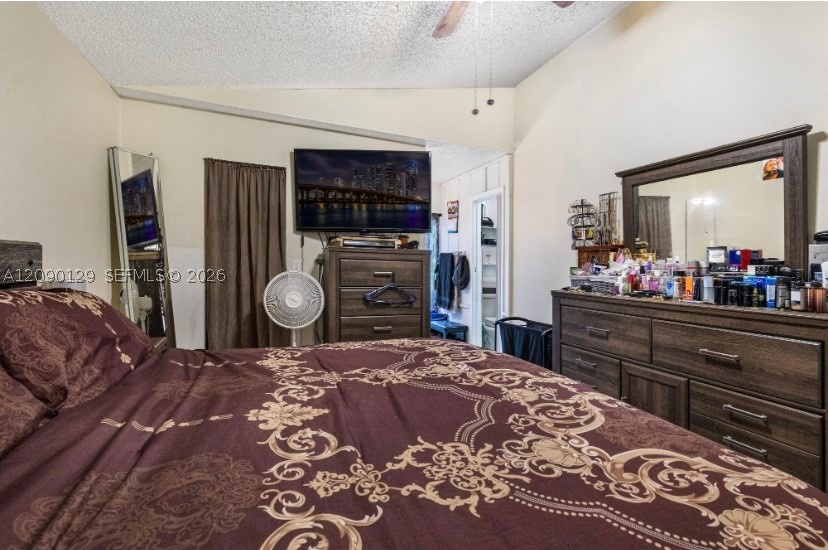 281 SW 83rd Ave, North Lauderdale FL 33068