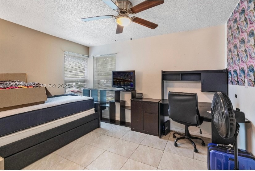 281 SW 83rd Ave, North Lauderdale FL 33068