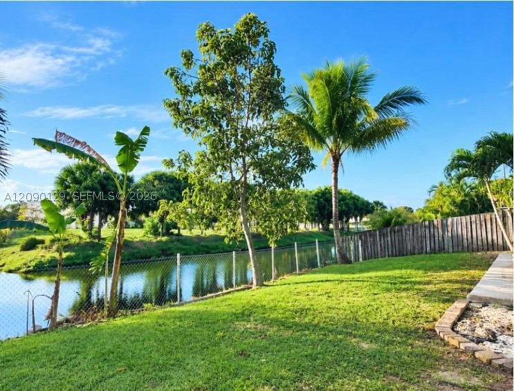 281 SW 83rd Ave, North Lauderdale FL 33068