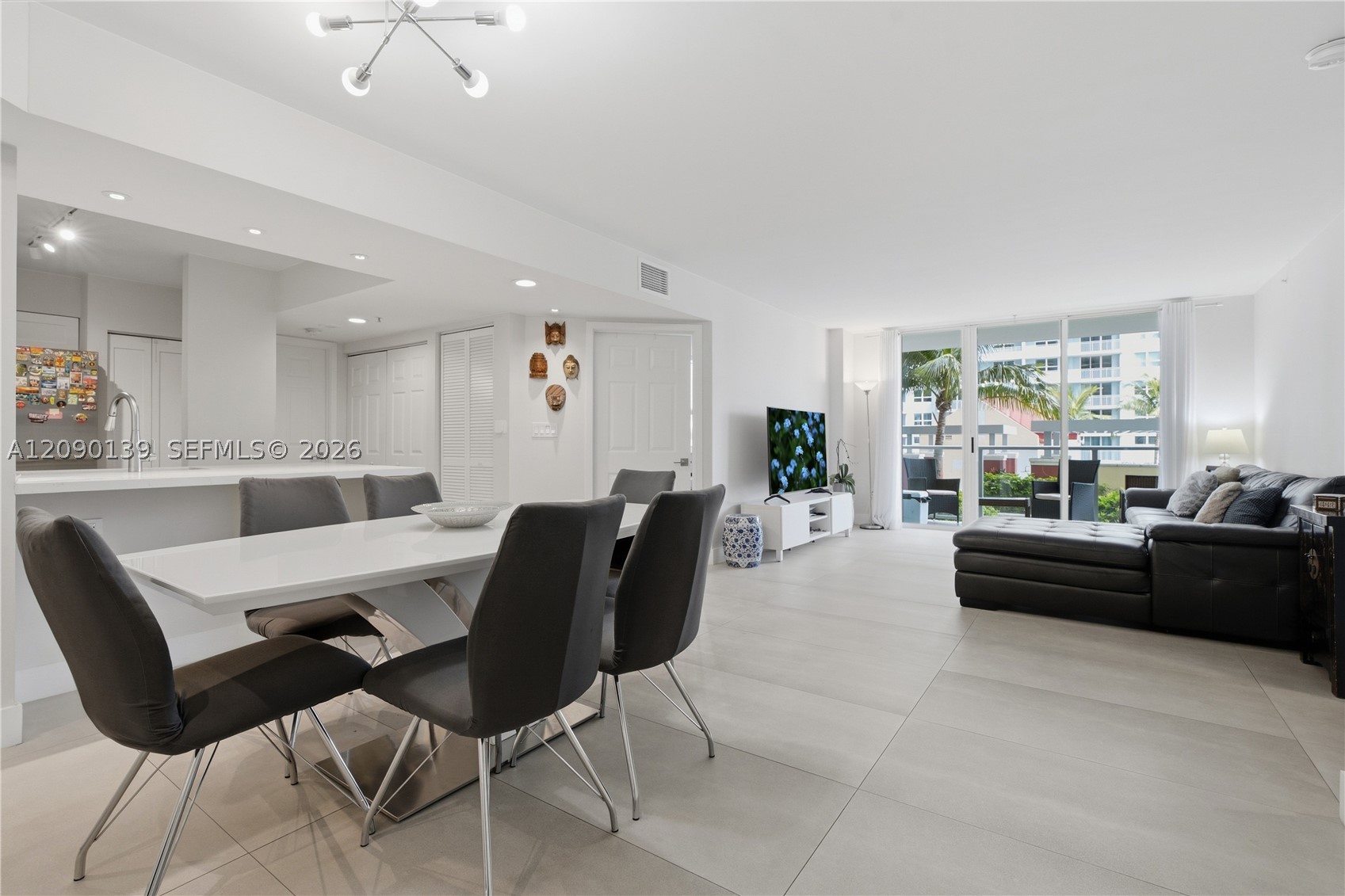 1155 Brickell Bay Dr #704, Miami FL 33131