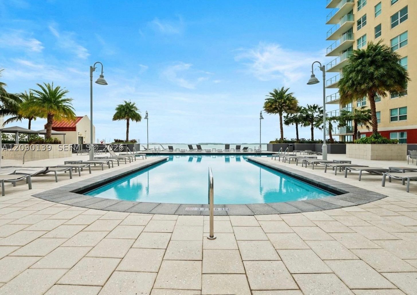 1155 Brickell Bay Dr #704, Miami FL 33131