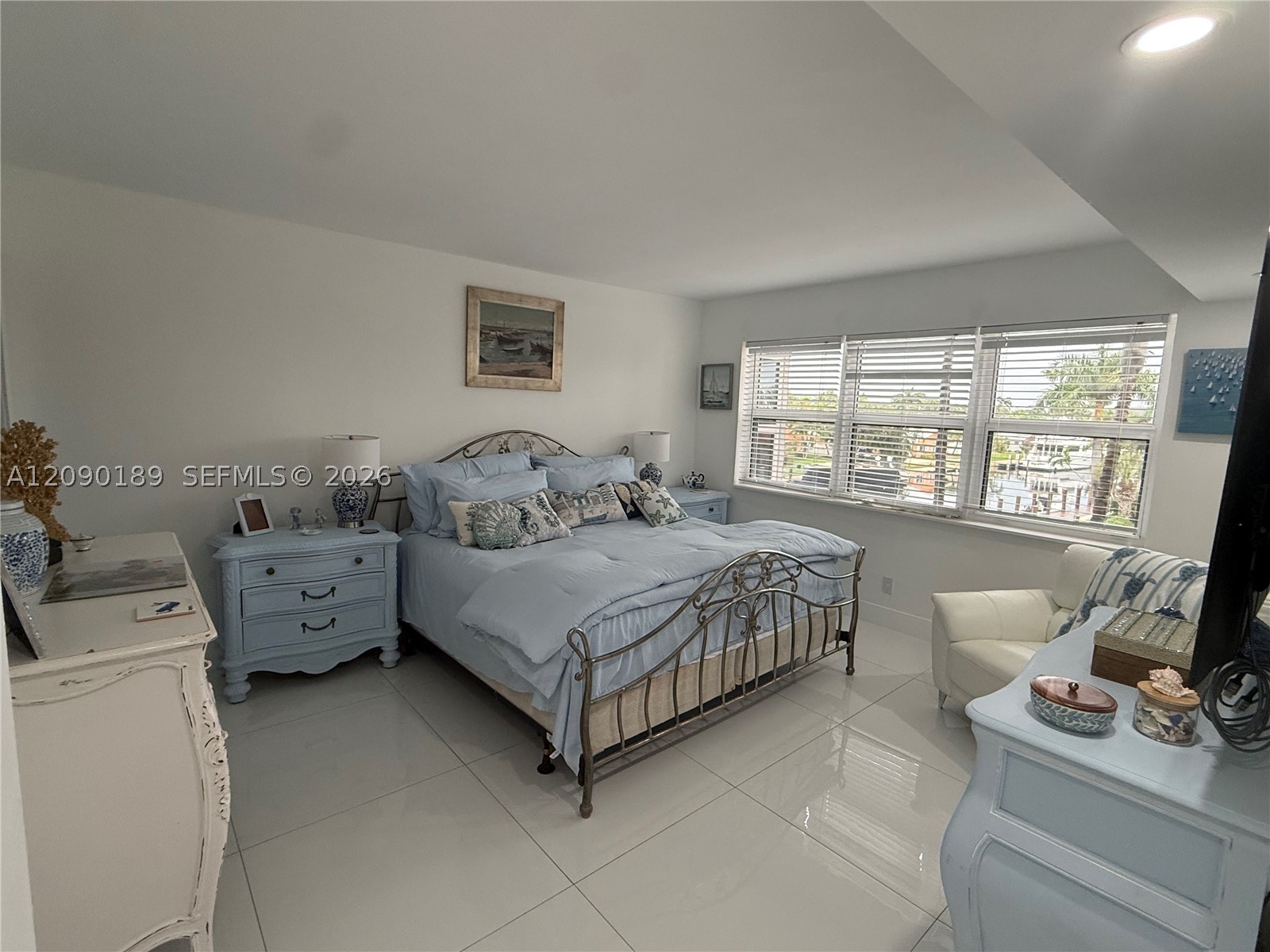 Fort Lauderdale FL 33308 - A12090189
