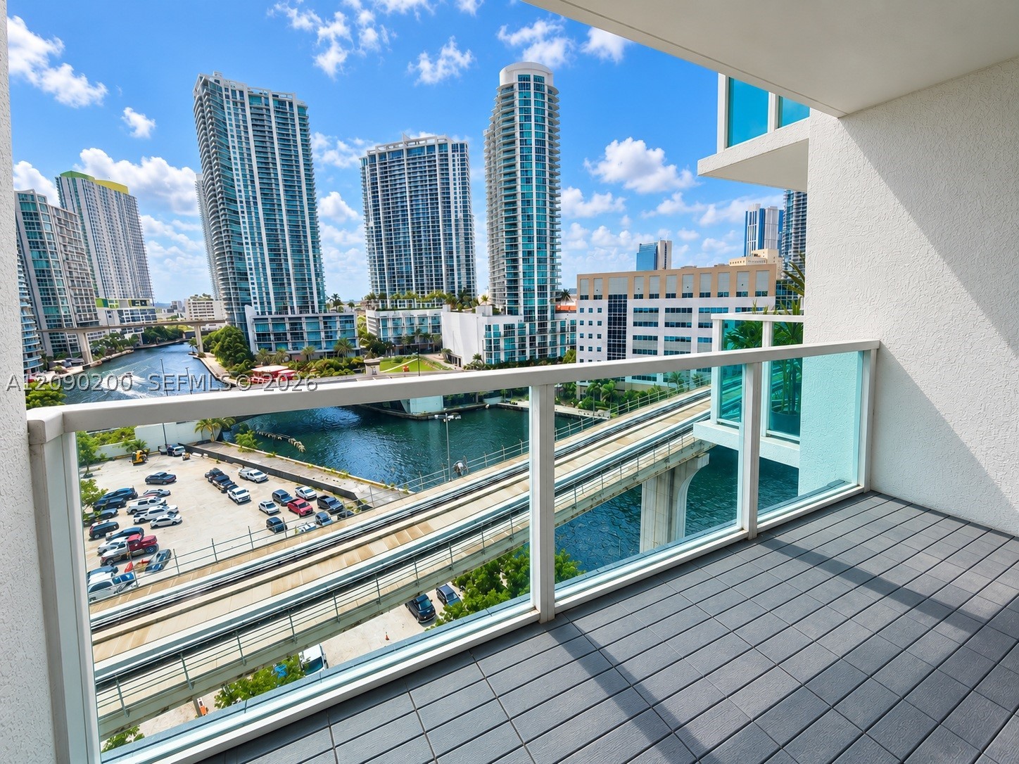 31 SE 5 ST #1203, Miami FL 33131