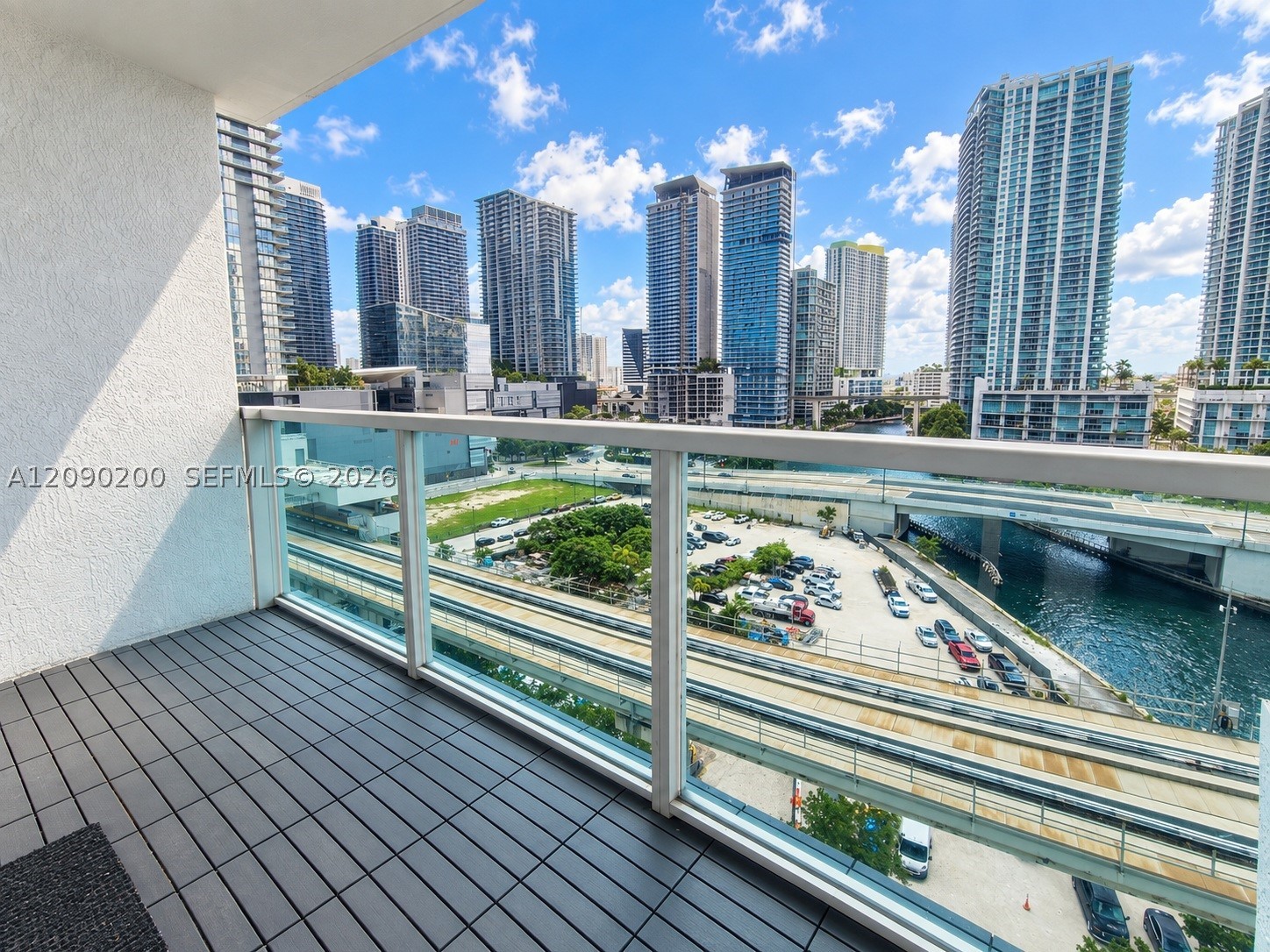 31 SE 5 ST #1203, Miami FL 33131