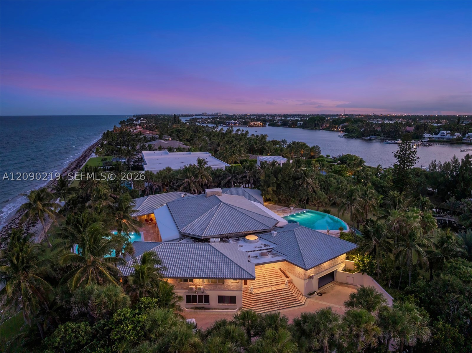 960 S Ocean Blvd, Manalapan FL 33462