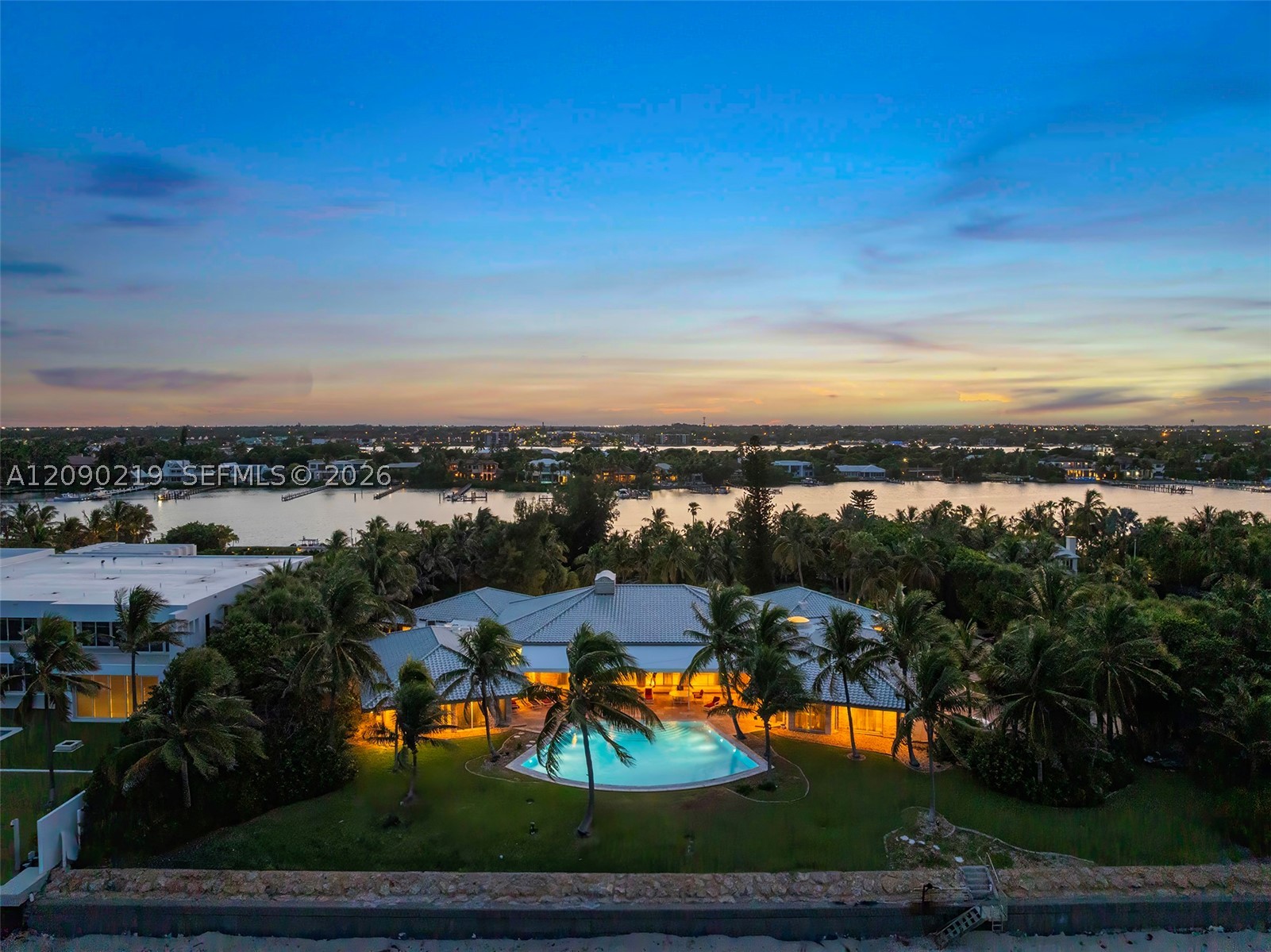 960 S Ocean Blvd, Manalapan FL 33462